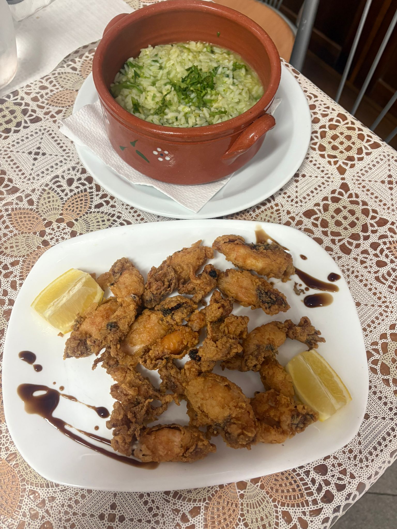 Lulas Panadas com Arroz de Coentros